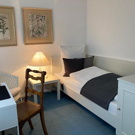 Schoenes Zimmer In Guter Lage In Aalen/Unterkochen 外观 照片